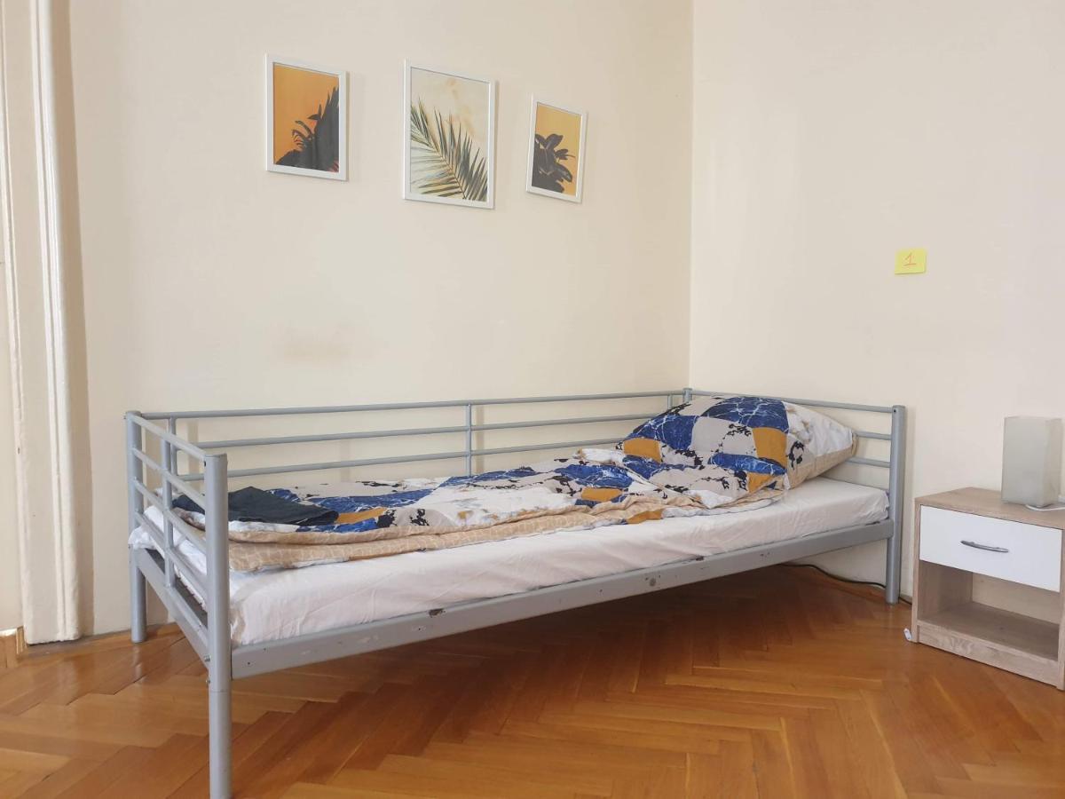 The Heart Of Budapest Hostel Εξωτερικό φωτογραφία